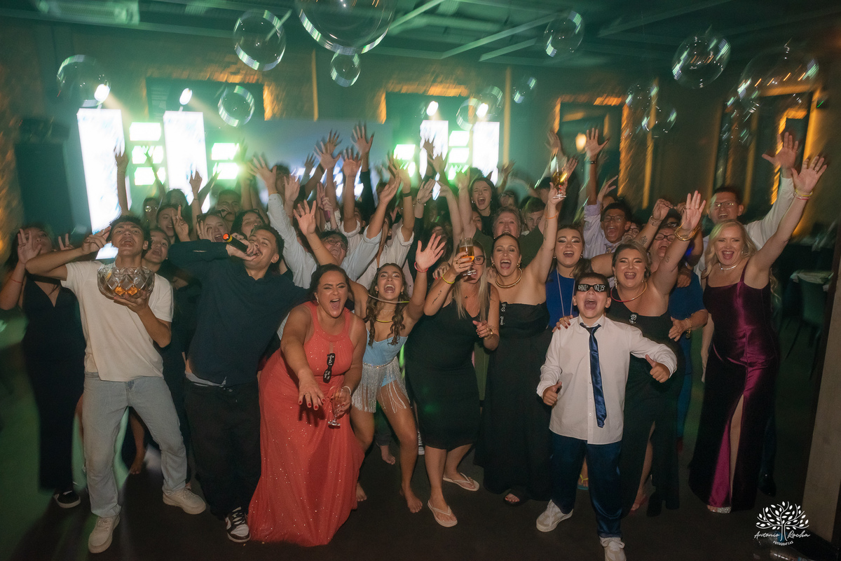 Engenho Eventos - 15 anos - XV anos - Festa de Debutante - Vestido de 15 anos - Maria Helena & Genova - Valsa de 15 anos - Anel de 15 anos -  Canhão de Fumaça - Zé Neto Eventos - Emidois  - Antonio Rocha Fotografias - Pelotas - Fotógrados de 15 anos
