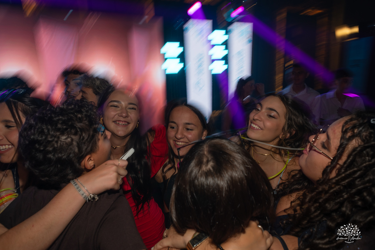 Engenho Eventos - 15 anos - XV anos - Festa de Debutante - Vestido de 15 anos - Maria Helena & Genova - Valsa de 15 anos - Anel de 15 anos -  Canhão de Fumaça - Zé Neto Eventos - Emidois  - Antonio Rocha Fotografias - Pelotas - Fotógrados de 15 anos