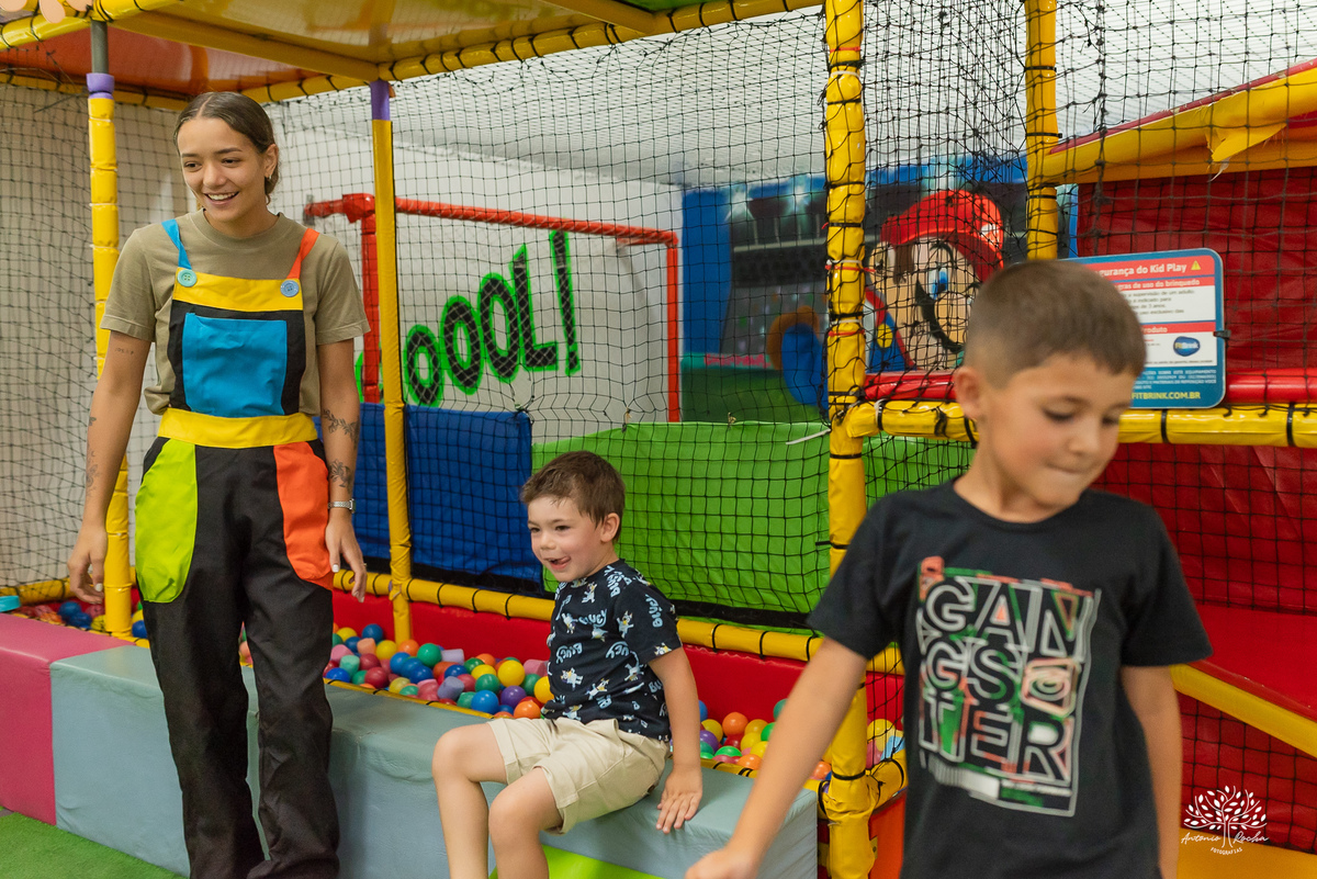 aniversário infantil - fotografia de família - fotógrafo de aniversário - festa infantil - fotógrafo profissional – Fotógrafo de Festa Infantil – Festa de Criança – Ateliê Kids – Tio Tatá – animador de festa infantil – Pelotas – Antonio Rocha Fotografias