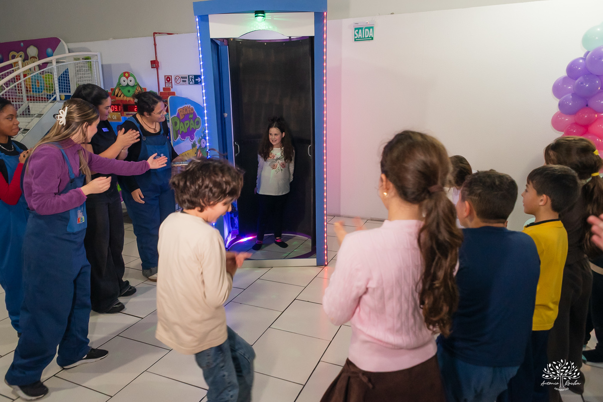aniversário infantil - Mariana 9 anos - festa Violeta - Little Charmers - Cliff Kids - fotografia de festa infantil - Pelotas - Antonio Rocha Fotografias - Lavender - tobogã - baladinha - show do parabéns - touro mecânico - bolo de aniversário - velinha