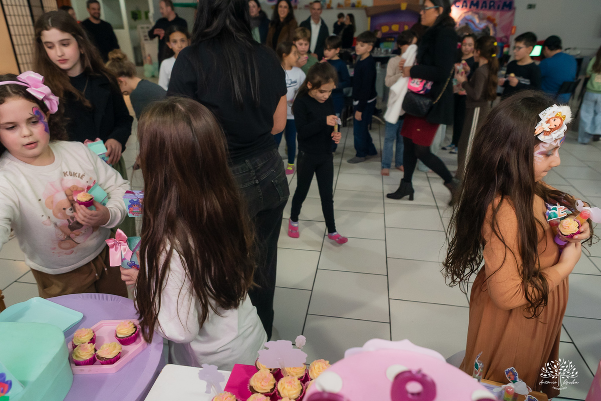 aniversário infantil - Mariana 9 anos - festa Violeta - Little Charmers - Cliff Kids - fotografia de festa infantil - Pelotas - Antonio Rocha Fotografias - Lavender - tobogã - baladinha - show do parabéns - touro mecânico - bolo de aniversário - velinha