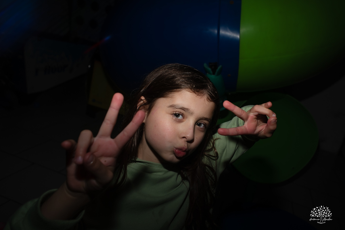 aniversário infantil - Mariana 9 anos - festa Violeta - Little Charmers - Cliff Kids - fotografia de festa infantil - Pelotas - Antonio Rocha Fotografias - Lavender - tobogã - baladinha - show do parabéns - touro mecânico - bolo de aniversário - velinha