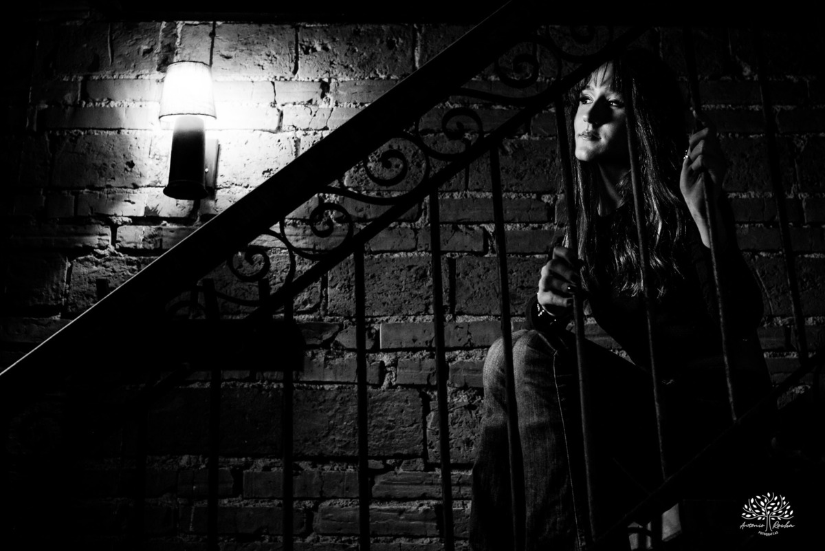 ensaio 15 anos Bettina - ensaio debutante - fotografia de 15 anos - ensaio rock and roll - Original Bier - debutante autêntica - fotos em preto e branco - personalidade - festa de 15 anos - fotógrafo em Pelotas RS - Antonio Rocha Fotografias - fotos de XV