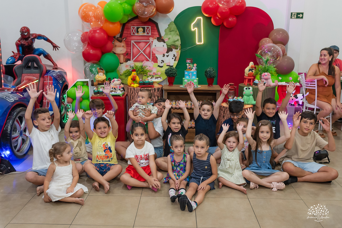 Gabriel 1 ano - aniversário infantil - festa fazendinha - Fazendinha do Gabriel - fotografia de aniversário - Loly Pop - fotografia de família - primeiro aniversário - infância - parabéns - memórias afetivas - Antonio Rocha Fotografias - primeiro aninho