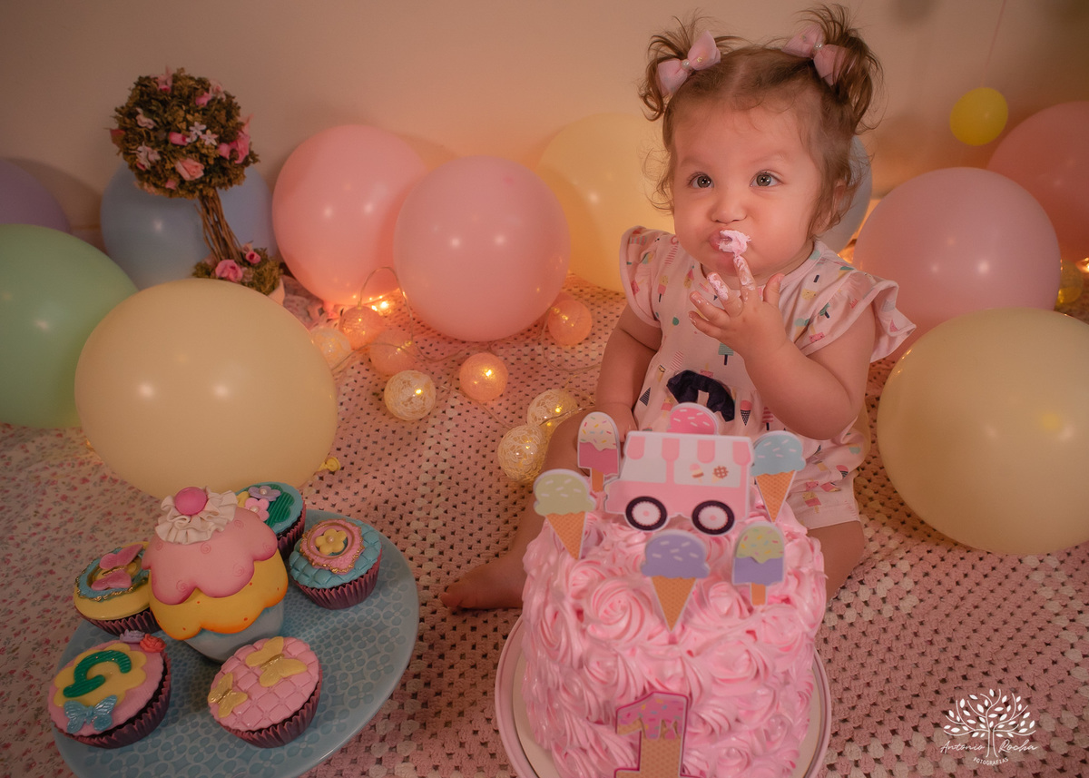 Gabriela – Smash The Cake – Ensaio – Ensaio Infantil – Criança – Primeiro Aninho – Mundo Rosa – Feliz Aniversário – Fotografia de Família – Pelotas – @antoniorochafotografias – www.arfotografias.com.br
