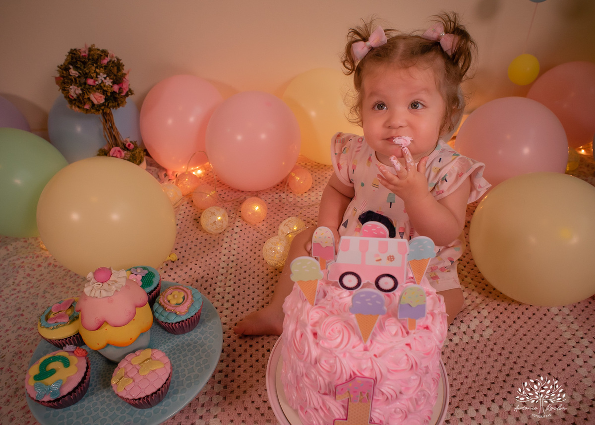 Gabriela – Smash The Cake – Ensaio – Ensaio Infantil – Criança – Primeiro Aninho – Mundo Rosa – Feliz Aniversário – Fotografia de Família – Pelotas – @antoniorochafotografias – www.arfotografias.com.br