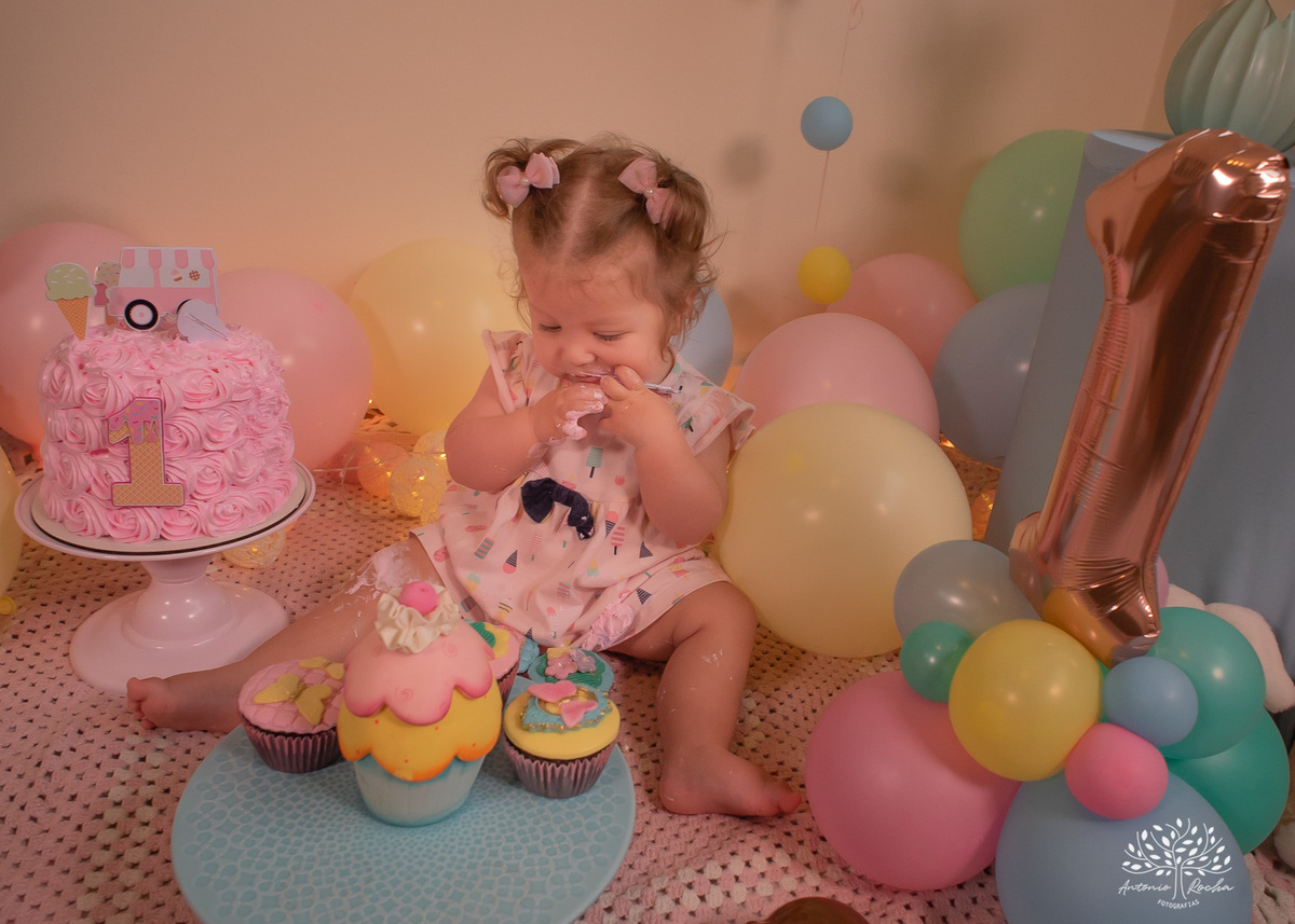 Gabriela – Smash The Cake – Ensaio – Ensaio Infantil – Criança – Primeiro Aninho – Mundo Rosa – Feliz Aniversário – Fotografia de Família – Pelotas – @antoniorochafotografias – www.arfotografias.com.br