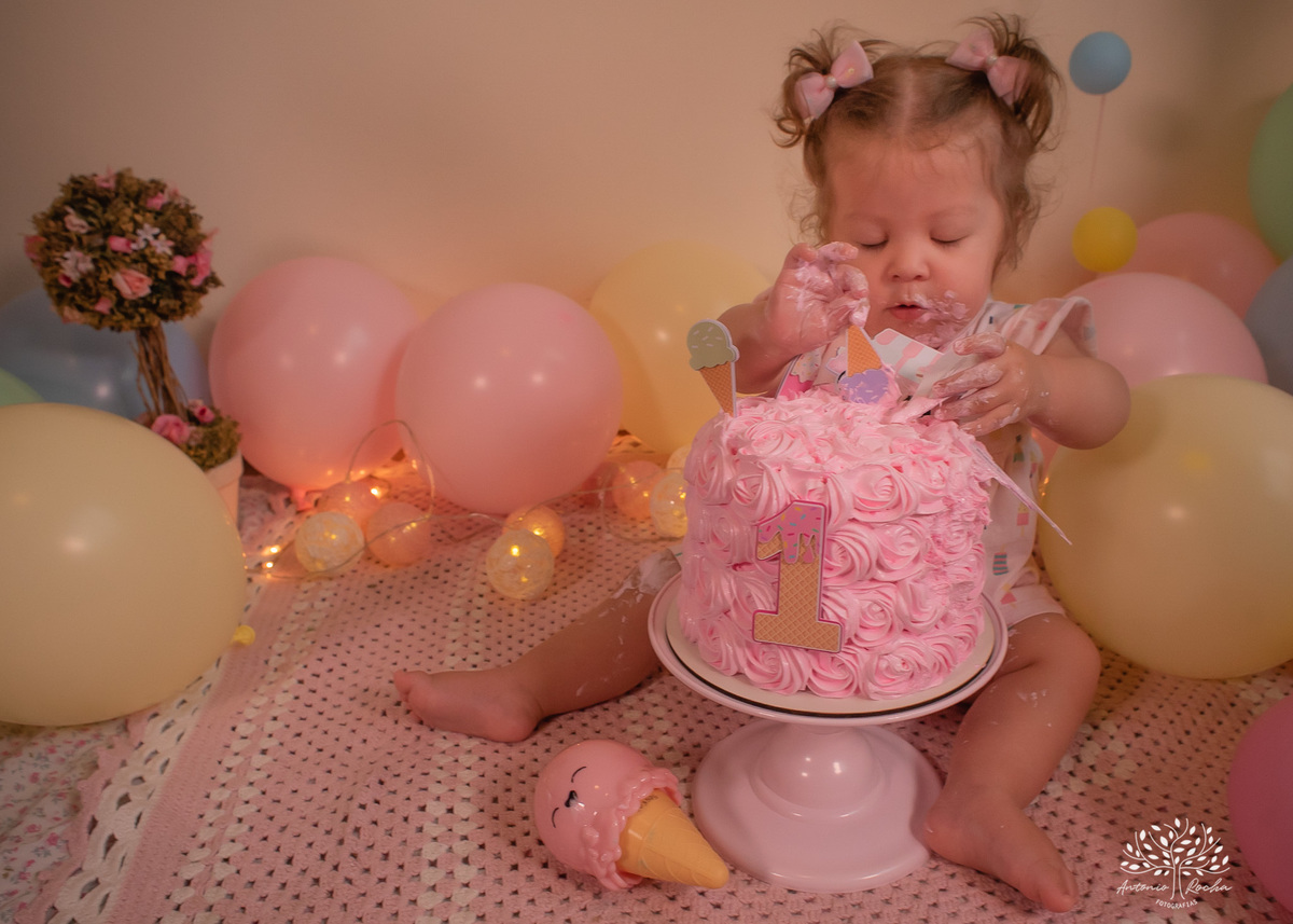 Gabriela – Smash The Cake – Ensaio – Ensaio Infantil – Criança – Primeiro Aninho – Mundo Rosa – Feliz Aniversário – Fotografia de Família – Pelotas – @antoniorochafotografias – www.arfotografias.com.br