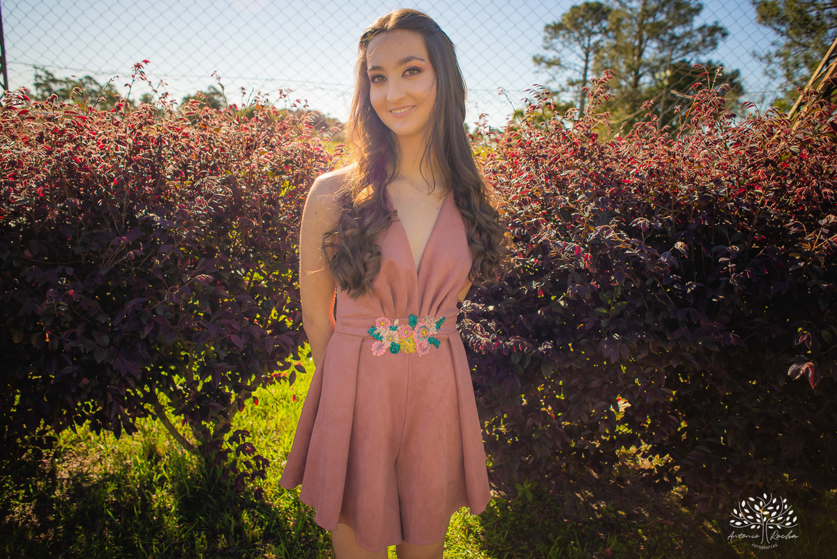 Luiza Pontatiolo – Lu – Ensaio ao Ar Livre – Dunas Clube – Confeitaria Portantiolo – Luciane Portantiolo – Chim – Princesa da Primavera – Piscina Dunas Clube – Salão Social Dunas Clube -  Pelotas – RS - @antoniorochafotografias
