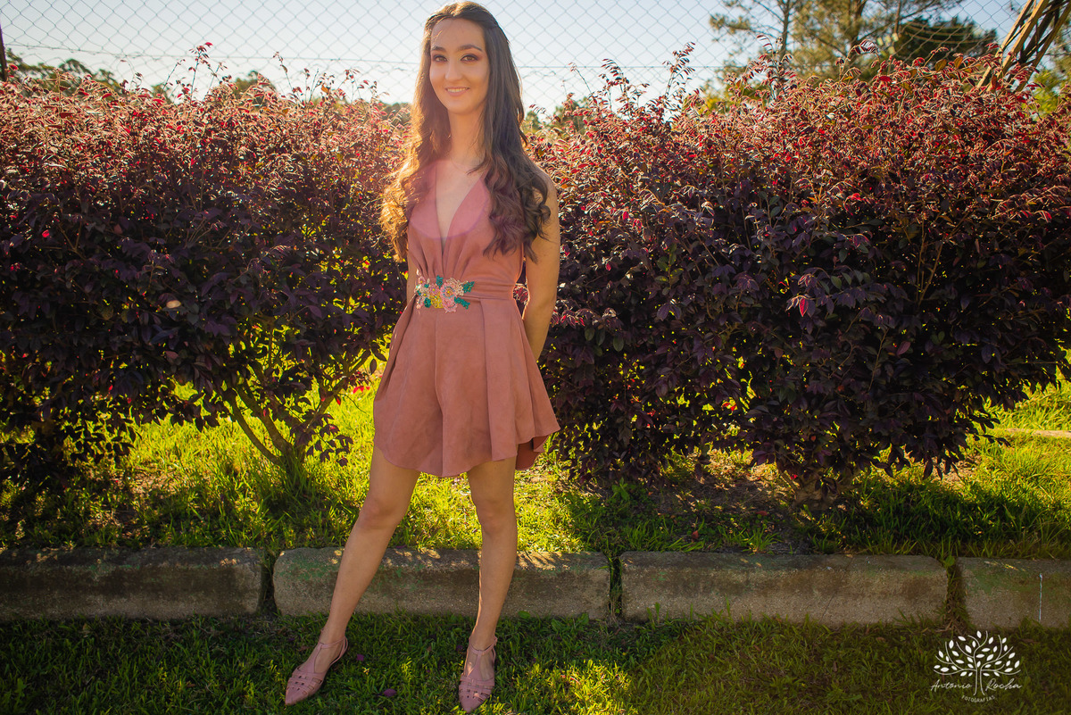 Luiza Pontatiolo – Lu – Ensaio ao Ar Livre – Dunas Clube – Confeitaria Portantiolo – Luciane Portantiolo – Chim – Princesa da Primavera – Piscina Dunas Clube – Salão Social Dunas Clube -  Pelotas – RS - @antoniorochafotografias