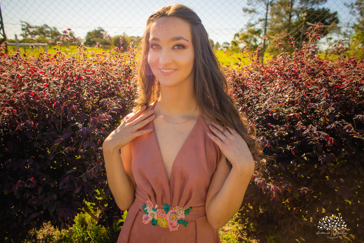Luiza Pontatiolo – Lu – Ensaio ao Ar Livre – Dunas Clube – Confeitaria Portantiolo – Luciane Portantiolo – Chim – Princesa da Primavera – Piscina Dunas Clube – Salão Social Dunas Clube -  Pelotas – RS - @antoniorochafotografias