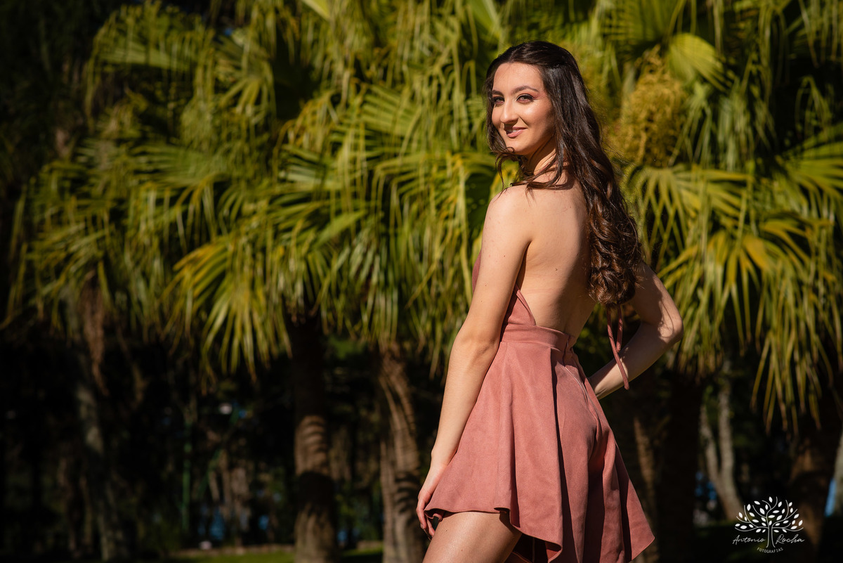 Luiza Pontatiolo – Lu – Ensaio ao Ar Livre – Dunas Clube – Confeitaria Portantiolo – Luciane Portantiolo – Chim – Princesa da Primavera – Piscina Dunas Clube – Salão Social Dunas Clube -  Pelotas – RS - @antoniorochafotografias