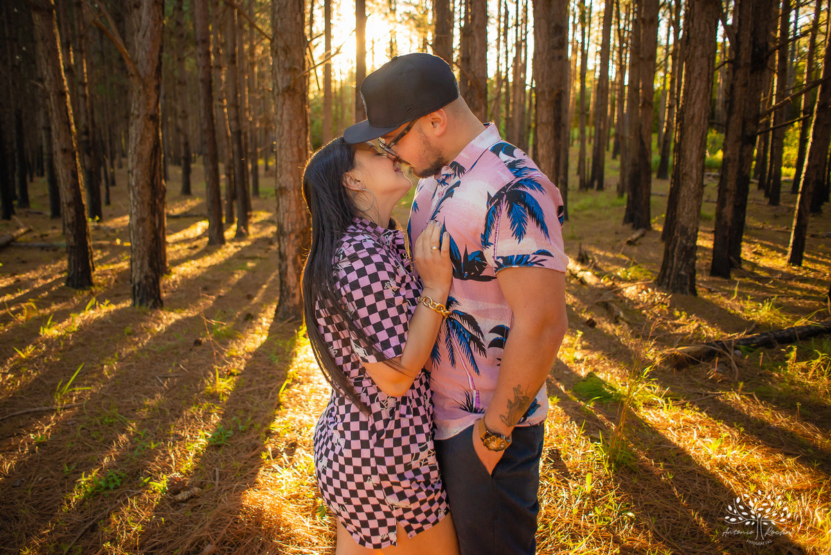 Mayara e Giovani – Ensaio – Ensaio Casal – Ensaio Pré-Casamento – Amor – Casamento – Escolha Mútua – Carinho – Felicidade – Cervejeiro – Porto de Pelotas – Las Acácias – RS – @antoniorochafotografias – #antoniorochafotografias
