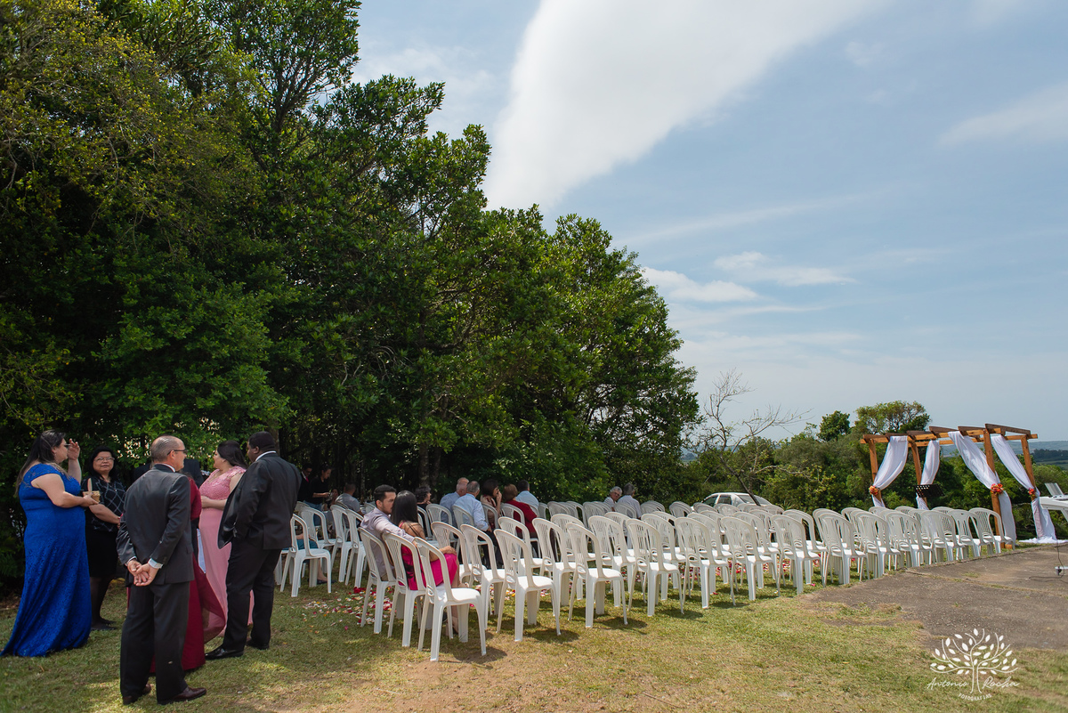 Mayara & Giovani – Casamento – Casamento Cristão – Sítio Santo Amor – Dia do Sim – Buquê – Beijo de Cinema – Deus – Amor – Escolha Mútua – Morro Redondo – Pelotas/RS – RS – @antoniorochafotografias