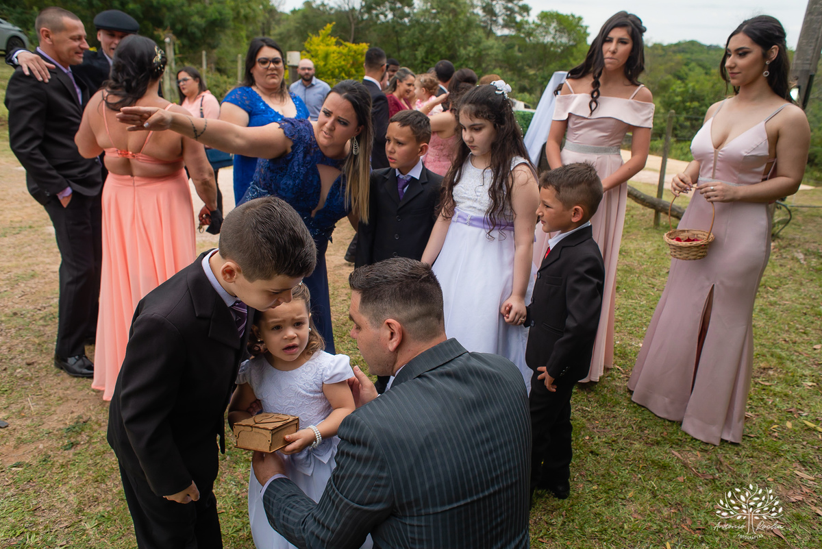 Mayara & Giovani – Casamento – Casamento Cristão – Sítio Santo Amor – Dia do Sim – Buquê – Beijo de Cinema – Deus – Amor – Escolha Mútua – Morro Redondo – Pelotas/RS – RS – @antoniorochafotografias