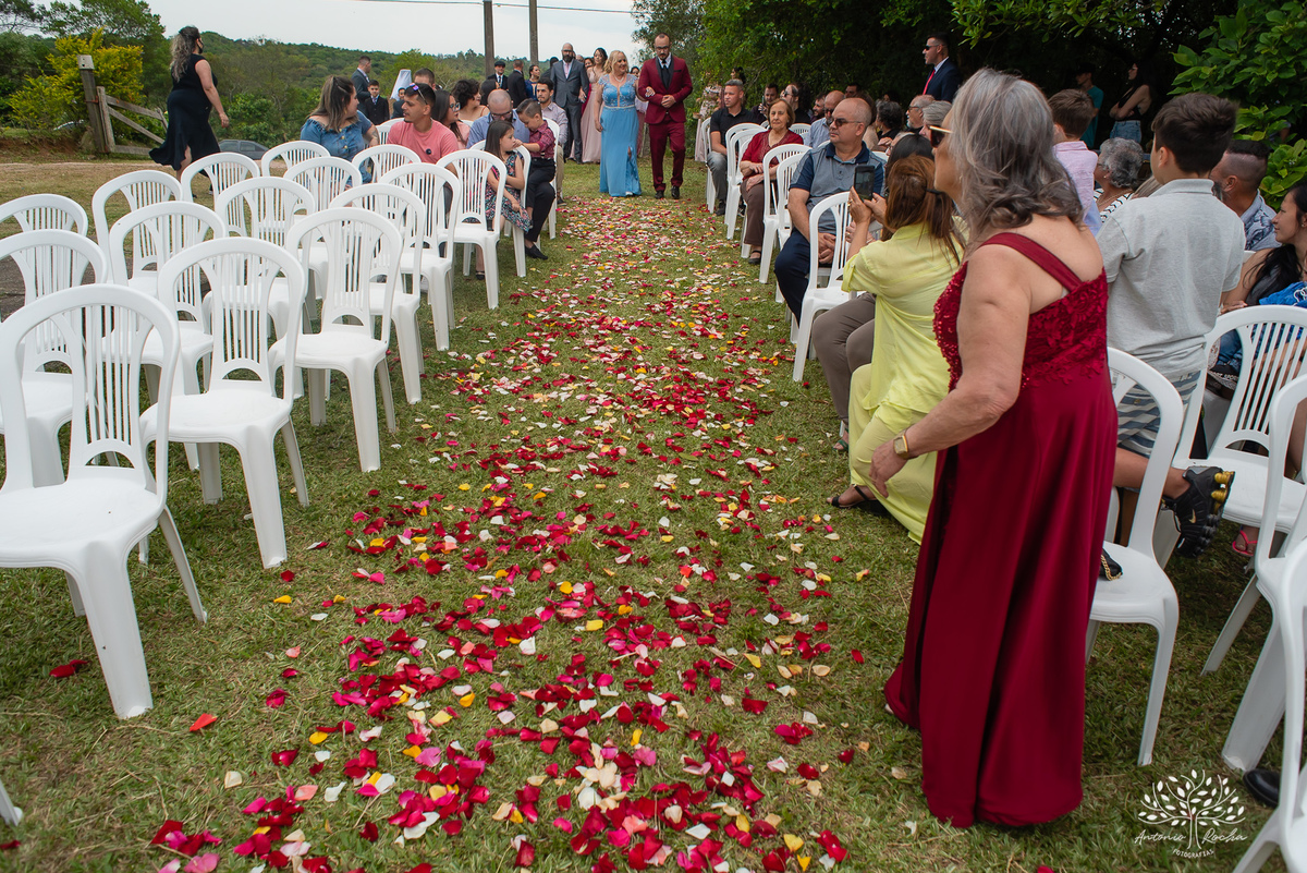 Mayara & Giovani – Casamento – Casamento Cristão – Sítio Santo Amor – Dia do Sim – Buquê – Beijo de Cinema – Deus – Amor – Escolha Mútua – Morro Redondo – Pelotas/RS – RS – @antoniorochafotografias