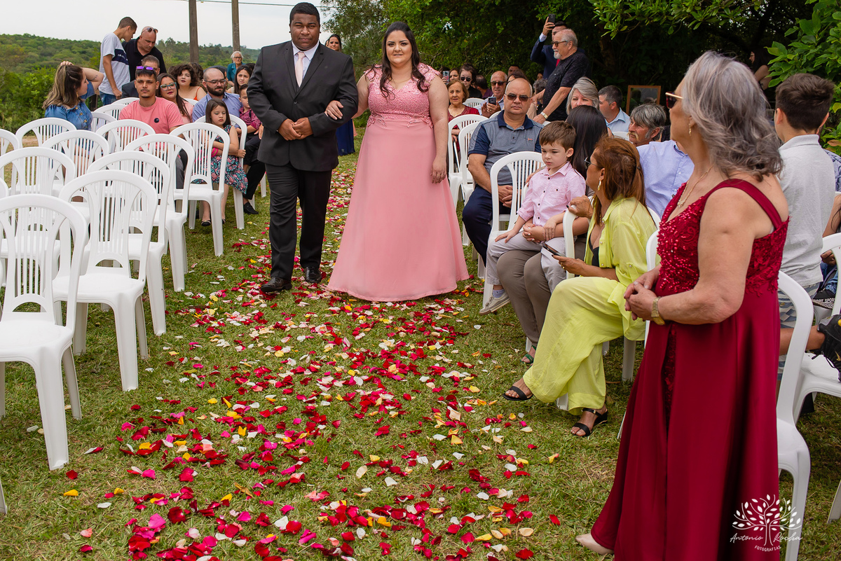 Mayara & Giovani – Casamento – Casamento Cristão – Sítio Santo Amor – Dia do Sim – Buquê – Beijo de Cinema – Deus – Amor – Escolha Mútua – Morro Redondo – Pelotas/RS – RS – @antoniorochafotografias