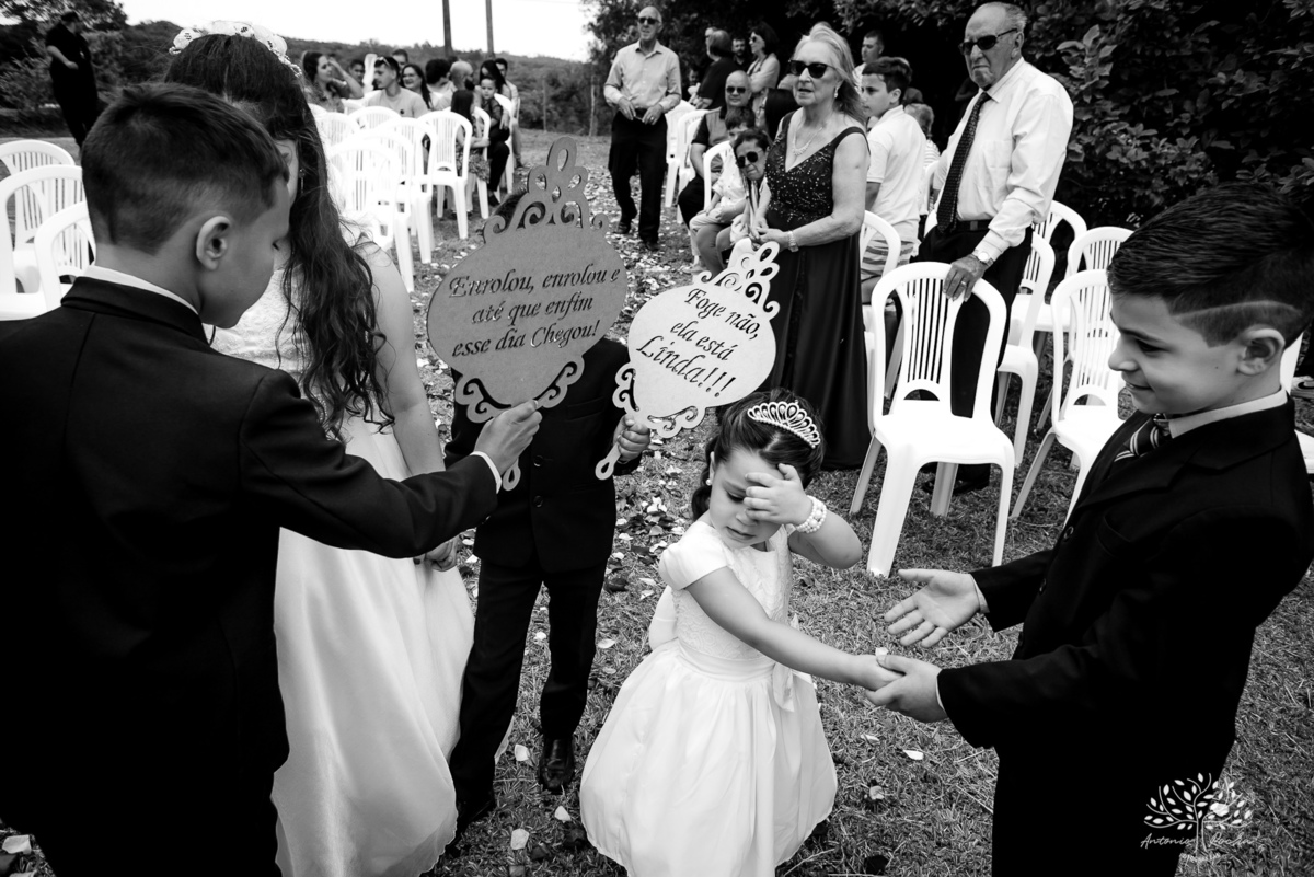 Mayara & Giovani – Casamento – Casamento Cristão – Sítio Santo Amor – Dia do Sim – Buquê – Beijo de Cinema – Deus – Amor – Escolha Mútua – Morro Redondo – Pelotas/RS – RS – @antoniorochafotografias