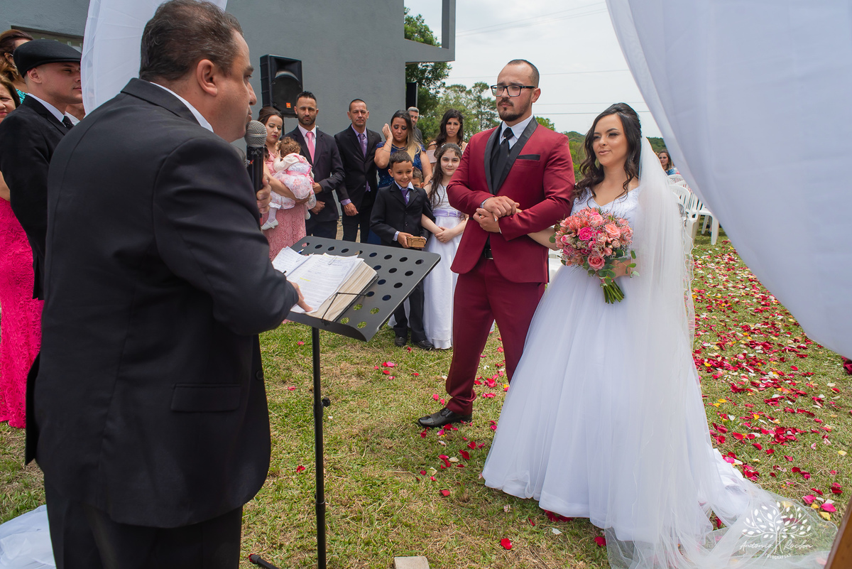Mayara & Giovani – Casamento – Casamento Cristão – Sítio Santo Amor – Dia do Sim – Buquê – Beijo de Cinema – Deus – Amor – Escolha Mútua – Morro Redondo – Pelotas/RS – RS – @antoniorochafotografias