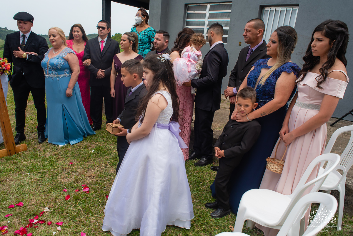 Mayara & Giovani – Casamento – Casamento Cristão – Sítio Santo Amor – Dia do Sim – Buquê – Beijo de Cinema – Deus – Amor – Escolha Mútua – Morro Redondo – Pelotas/RS – RS – @antoniorochafotografias
