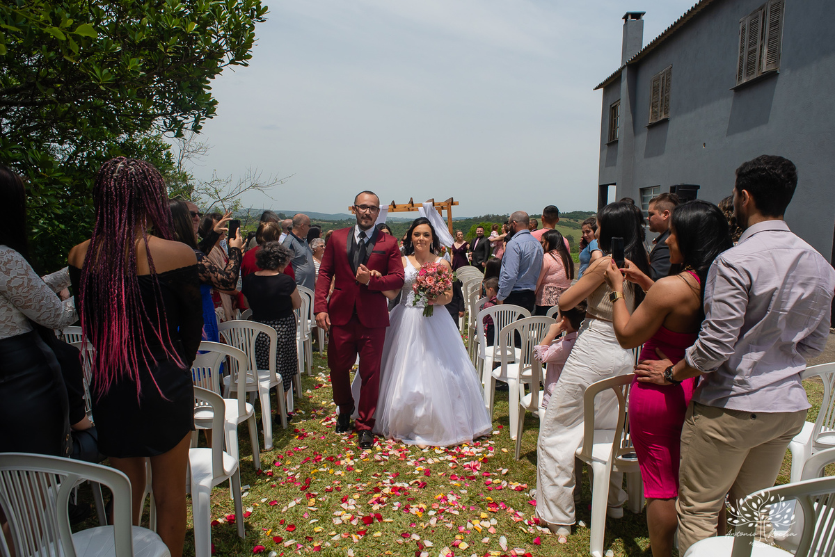 Mayara & Giovani – Casamento – Casamento Cristão – Sítio Santo Amor – Dia do Sim – Buquê – Beijo de Cinema – Deus – Amor – Escolha Mútua – Morro Redondo – Pelotas/RS – RS – @antoniorochafotografias