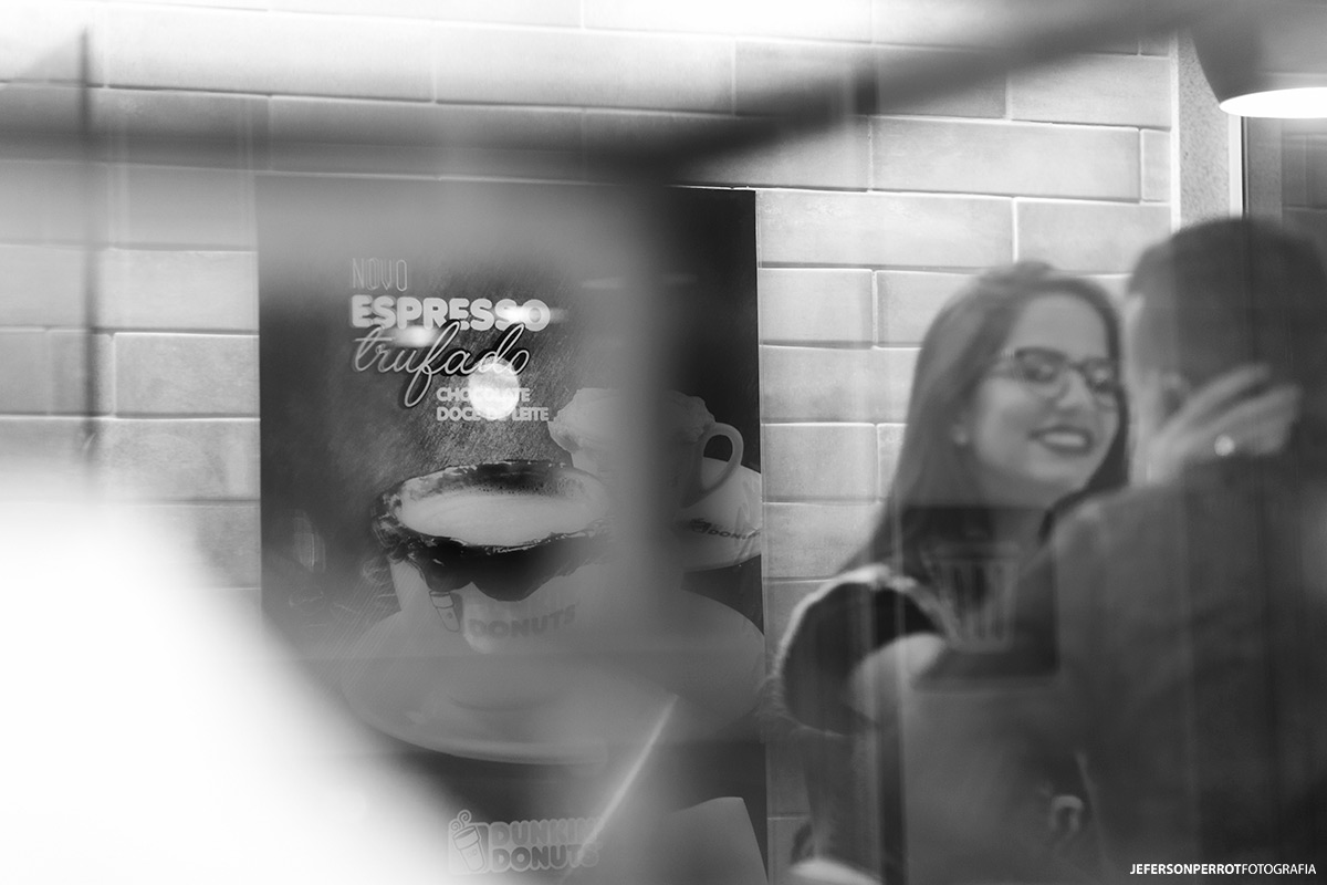 ensaio pre casamento em cafeteria de brasilia no dunkin