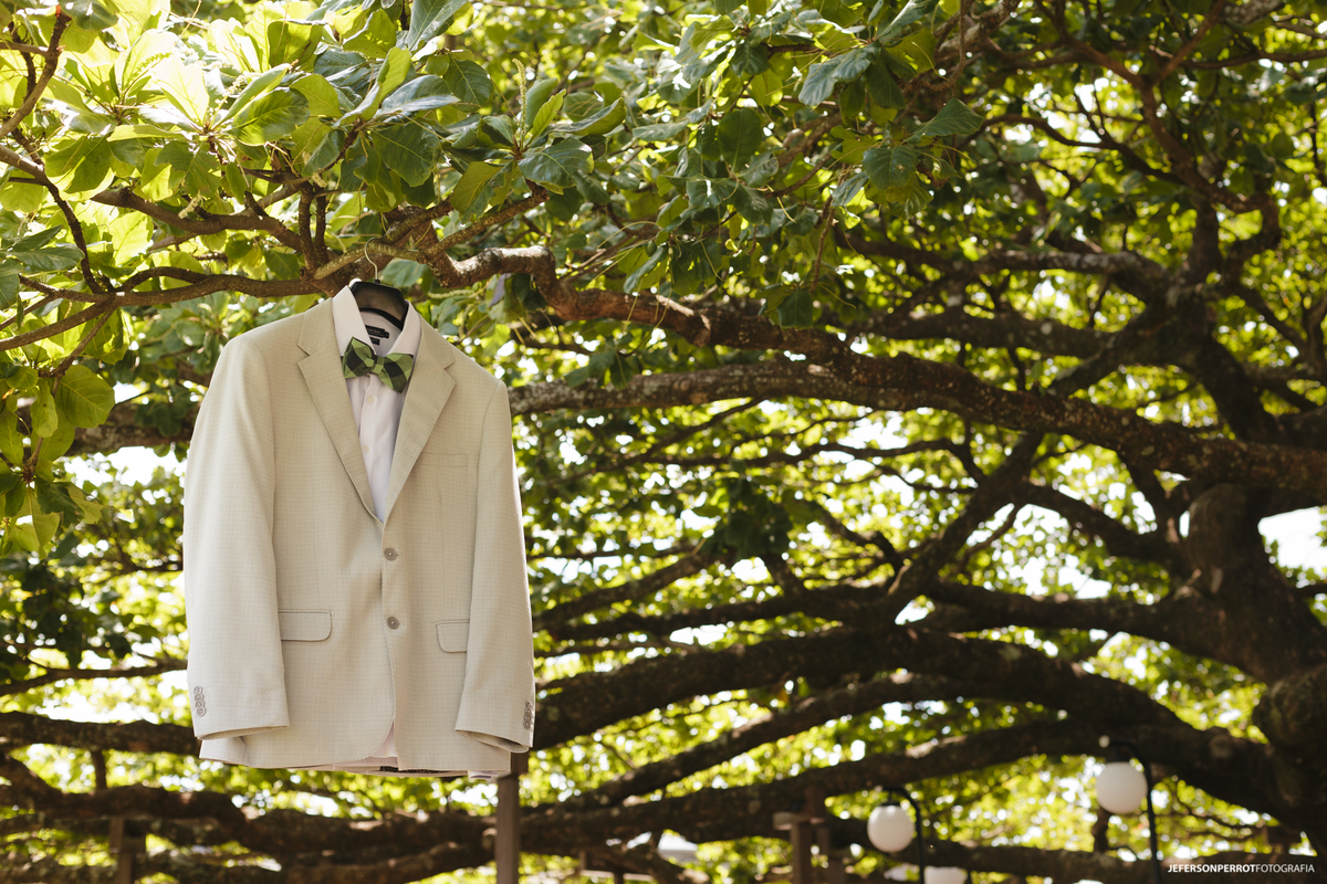 terno do noivo alisson na arvore sete copas no iap de ivatuba