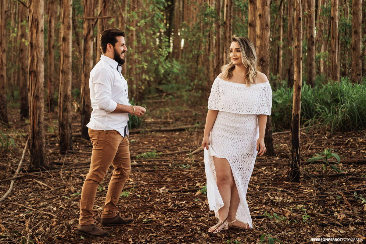 pedido de casamento surpresa em ensaio fotografico pre-casamento em mandaguari parana