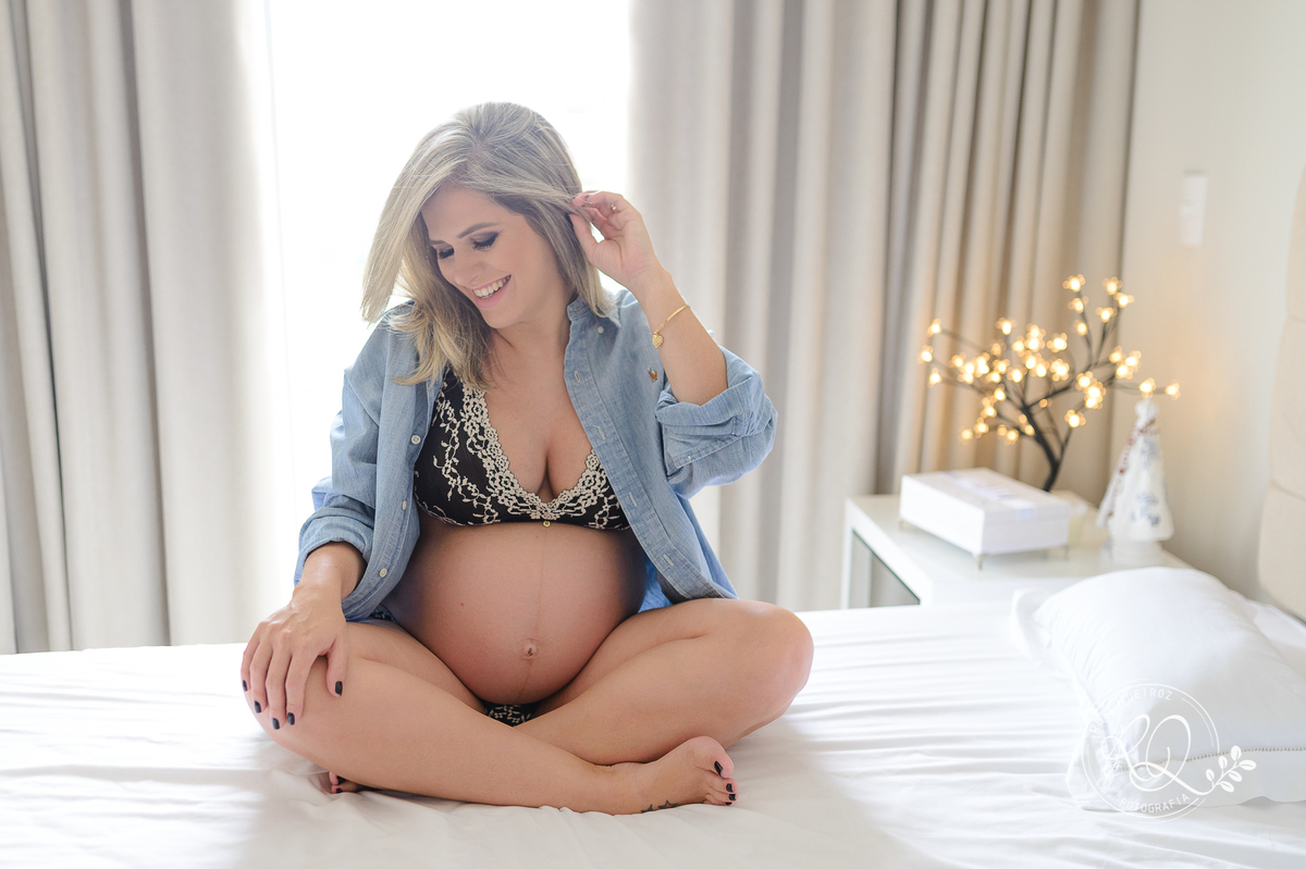 ensaio gestante Uberaba-maternidade-filho-parto-barriga-fotografia em casa