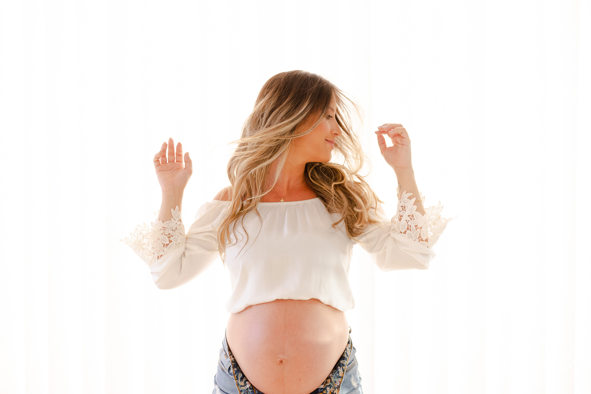 ensaio-gestante-uberaba-maternidade-mamãe-cortina