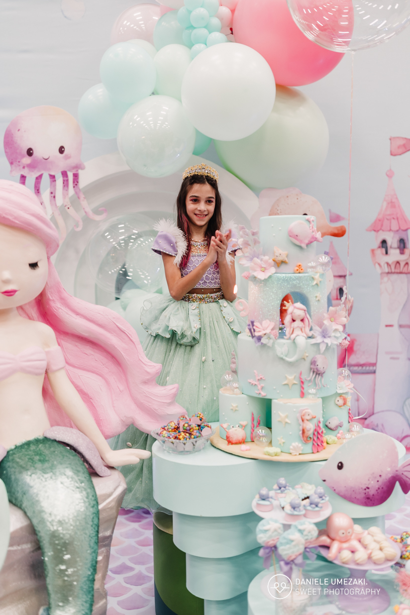 fotografia de aniversário infantil, fotógrafa de festas, cobertura fotográfica de aniversário, ensaio infantil, fotos de aniversário, fotógrafa profissional, festa infantil, registro de momentos, lembranças em fotos, fotografia de família.