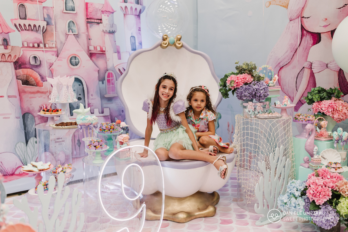 fotografia de aniversário infantil, fotógrafa de festas, cobertura fotográfica de aniversário, ensaio infantil, fotos de aniversário, fotógrafa profissional, festa infantil, registro de momentos, lembranças em fotos, fotografia de família.
