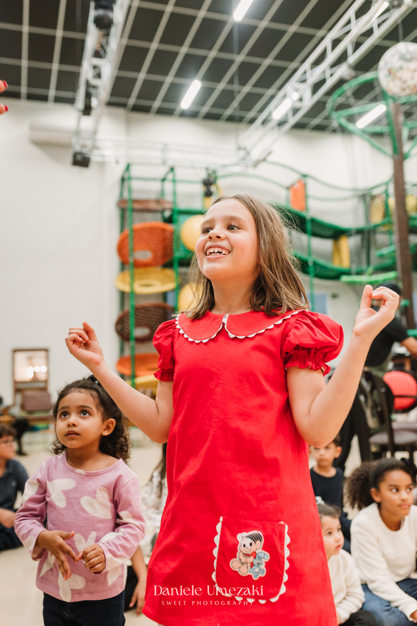 Aniversário de 7 anos da Louise, comemorado no Buffet Santa ArRuaça, em Mogi das Cruzes, com o tema Turma da Mônica. Um registro afetivo e divertido feito pela fotógrafa Dani Umezaki, que acompanha a família desde o 1º aninho da Louise.