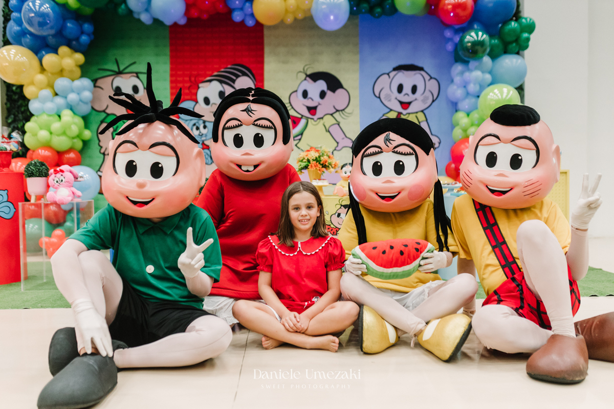 Aniversário de 7 anos da Louise, comemorado no Buffet Santa ArRuaça, em Mogi das Cruzes, com o tema Turma da Mônica. Um registro afetivo e divertido feito pela fotógrafa Dani Umezaki, que acompanha a família desde o 1º aninho da Louise.