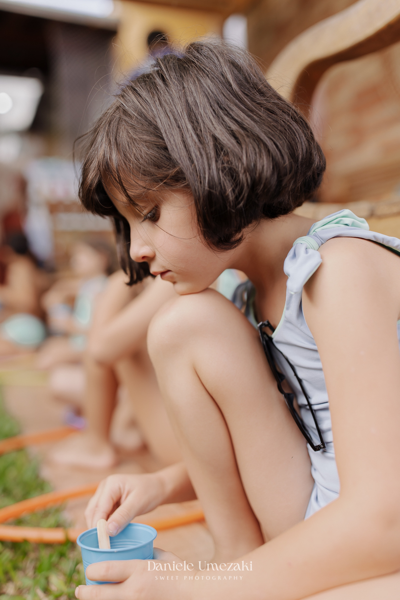 Fotografia de aniversário em Mogi das Cruzes: 7 anos da Sofia, com tema Pool Party Pokémon no Espaço Cerejeira em Poá. Decoração feita pela mãe, Ju da Cerejeira Decora. Festa cheia de alegria e diversão fotografia de aniversário em mogi das cruzes  SP