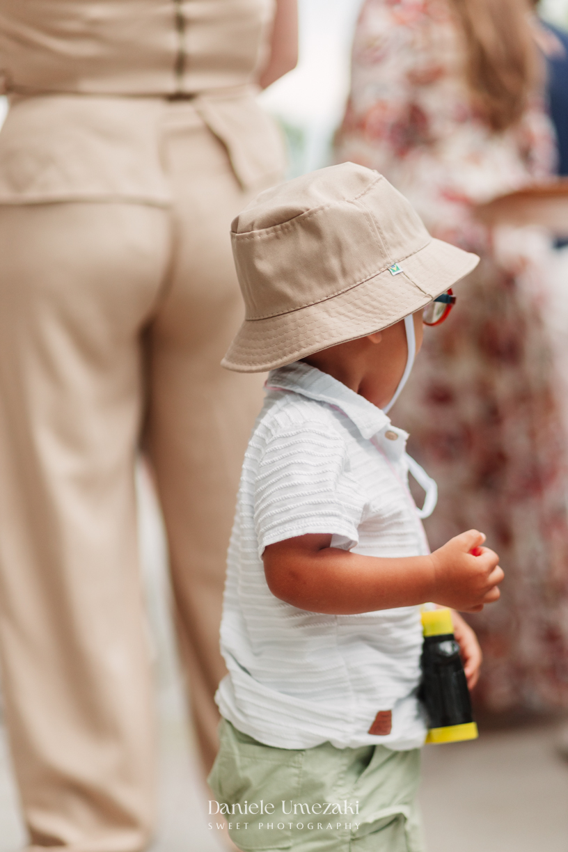 Fotógrafa de aniversário infantil em Mogi das Cruzes registrando o 1 aninho da Eloise, celebração em família com decoração da Cerejeira Decora e momentos cheios de afeto por Dani Umezaki