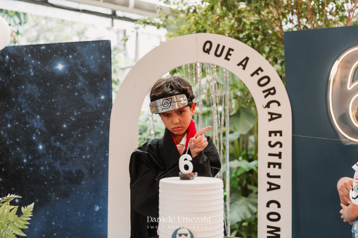 Fotografia de aniversário infantil em São Paulo. Os 6 anos do Pietro foram celebrados no Praça Pitangueira com tema Star Wars da Cerejeira Decora. Um dia especial registrado com sensibilidade por Dani Umezaki.