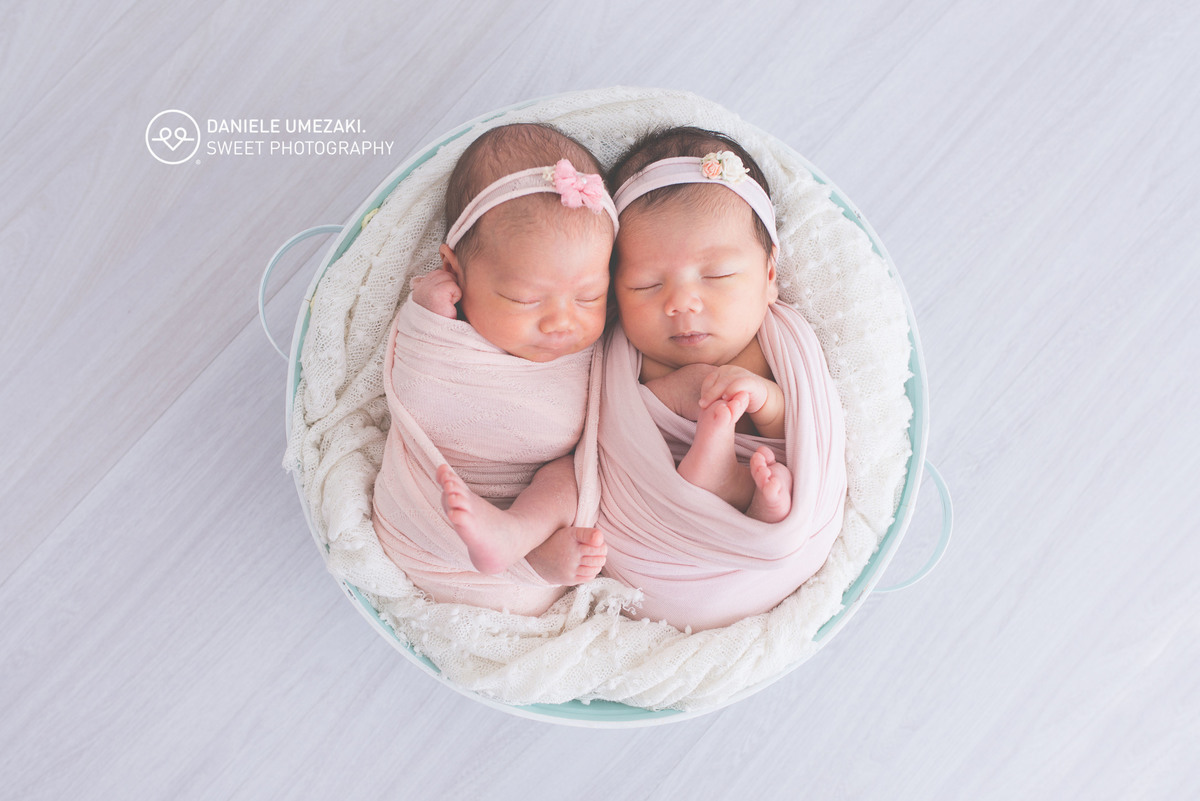 ensaio newborn gemeos mogi das cruzes daniele umezaki fotografa mogi das cruzes
