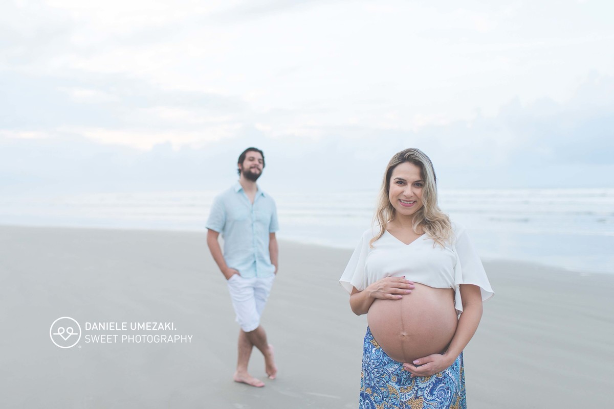 Ensaio de Gestante na praia de Bertioga-SP, Registrado pela fotógrafa de ensaios e família. Ensaio gestante em mogi das cruzes Ensaio gestante suzano Ensaio gestante arujá Ensaio gestante santa isabel Ensaio gestante sjc Ensaio gestante guararema Ensaio g