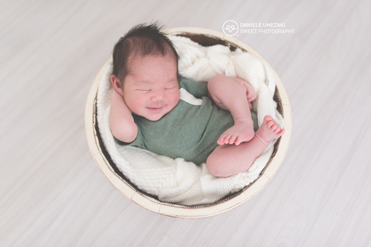 Mogi das Cruzes-SP, ensaio newborn realizado pela fotógrafa Daniele Umezaki, fotográfa especializada em ensaios em familia newborn gestante e crianças, estúdio newborn e recém nascido em mogi das cruzes SP, ensaio newborn lindo 