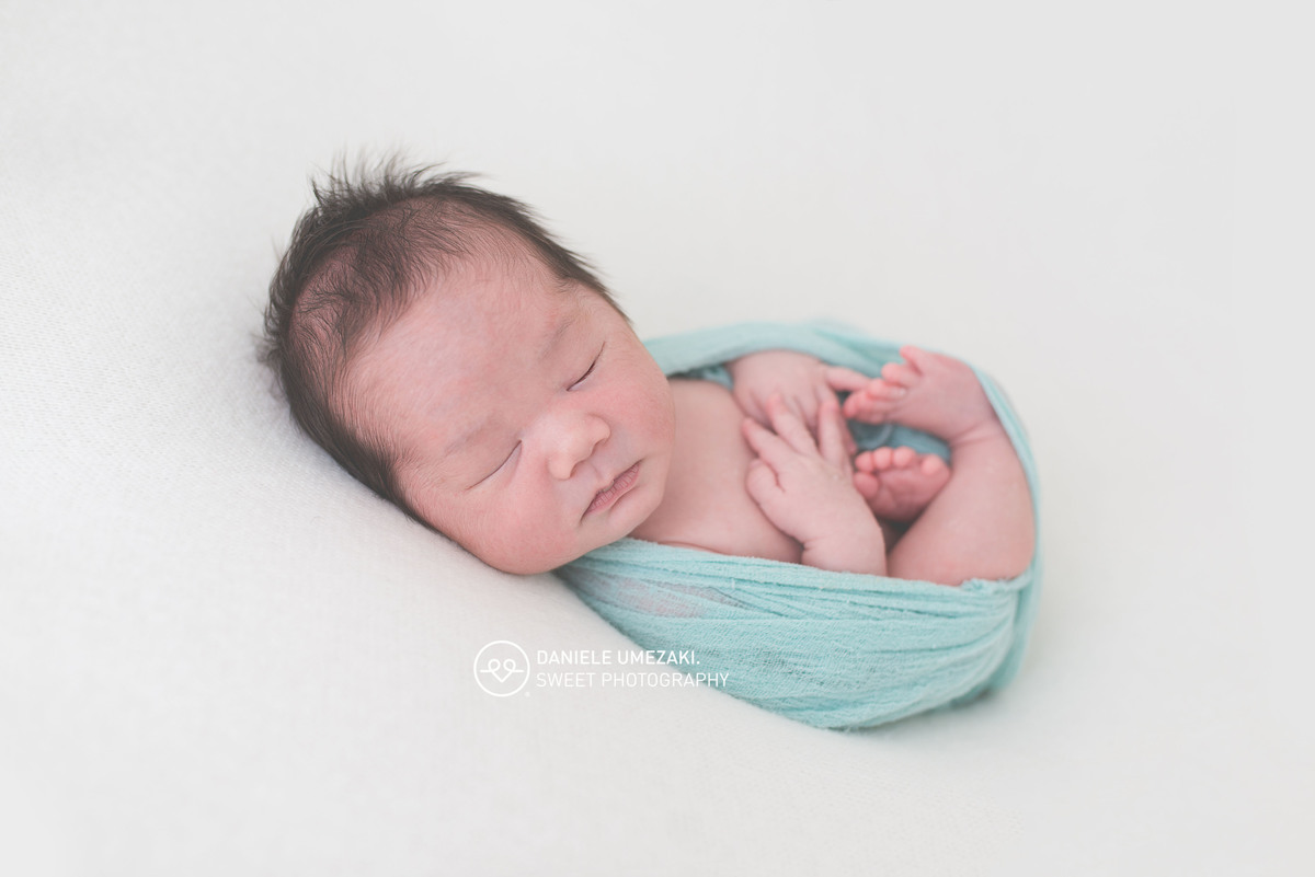 Mogi das Cruzes-SP, ensaio newborn realizado pela fotógrafa Daniele Umezaki, fotográfa especializada em ensaios em familia newborn gestante e crianças, estúdio newborn e recém nascido em mogi das cruzes SP, ensaio newborn lindo 