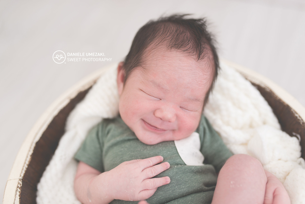 Mogi das Cruzes-SP, ensaio newborn realizado pela fotógrafa Daniele Umezaki, fotográfa especializada em ensaios em familia newborn gestante e crianças, estúdio newborn e recém nascido em mogi das cruzes SP, ensaio newborn lindo 