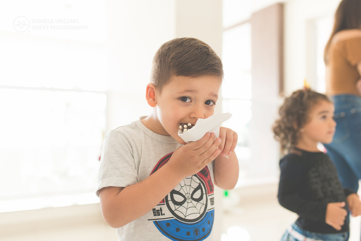 Festa em casa feito pela mamãe fotografada com muito amor, realziado em mogi das cruzes faça sua festa fotografa em mogi 
