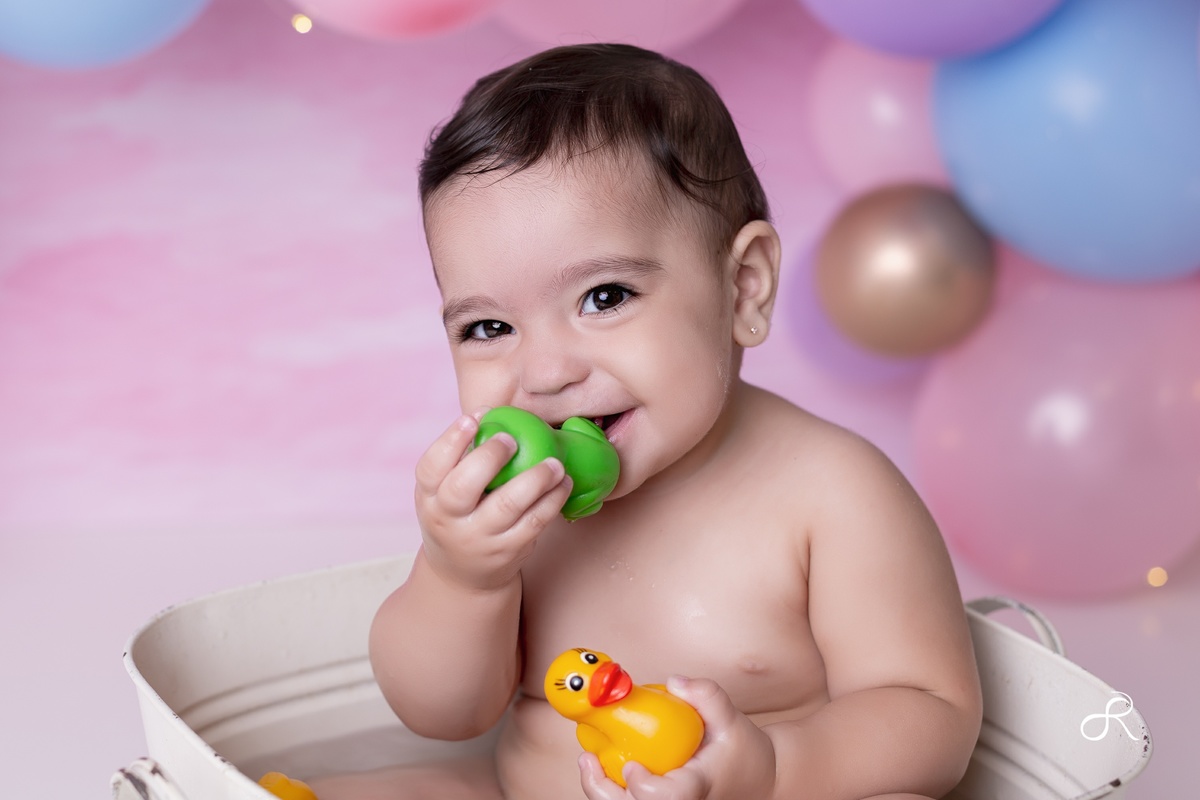 Juliana Rossato Fotografia, são paulo, interlagos, zona sul, jardim consórcio, estúdio fotográfico, ensaio infantil, SP, acompanhamento infantil, cake, smash the cake, ensaio de aniversário, bolo, 1 ano, um ano, smash luxo, rosa, pastel, pasteis 