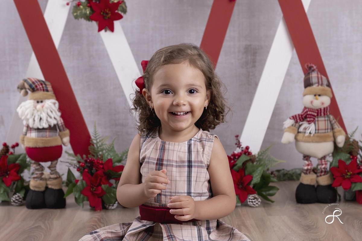Juliana Rossato Fotografia, São Paulo, Mini ensaio de Natal, Natal, Ensaio de Natal, Ensaio infantil, Acompanhamento infantil, estúdio fotográfico, interlagos, vila mascote, ensaio de ano novo, santo amaro, fotógrafo sp, zona sul, ano novo, 2022, 2023
