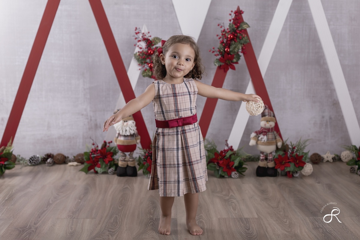 Juliana Rossato Fotografia, São Paulo, Mini ensaio de Natal, Natal, Ensaio de Natal, Ensaio infantil, Acompanhamento infantil, estúdio fotográfico, interlagos, vila mascote, ensaio de ano novo, santo amaro, fotógrafo sp, zona sul, ano novo, 2022, 2023
