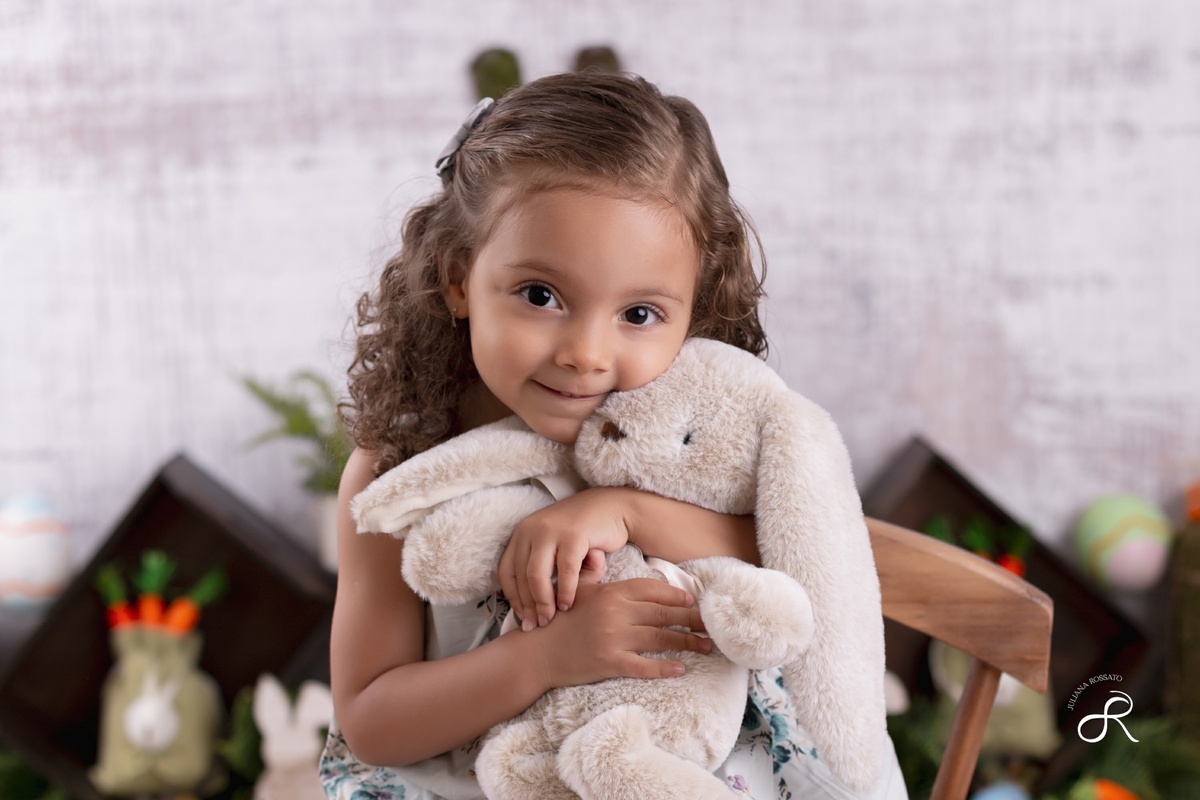 Juliana Rossato Fotografia, São Paulo, Mini ensaio de páscoa, páscoa 2023, Ensaio de páscoa, Ensaio infantil, estúdio fotográfico, interlagos, vila mascote, santo amaro, fotógrafa sp, fotógrafo sp, zona sul, pascoa, mini ensaio, jardim umuarama, pascoa