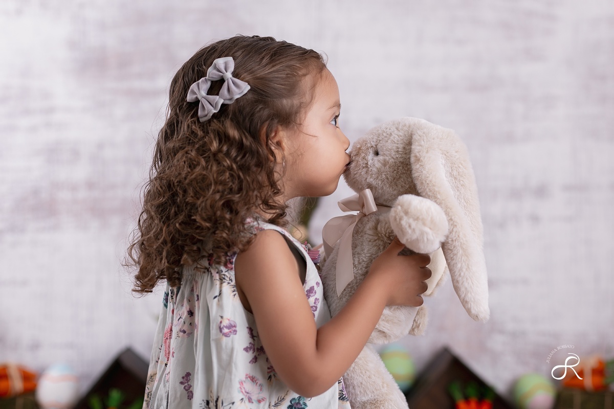 Juliana Rossato Fotografia, São Paulo, Mini ensaio de páscoa, páscoa 2023, Ensaio de páscoa, Ensaio infantil, estúdio fotográfico, interlagos, vila mascote, santo amaro, fotógrafa sp, fotógrafo sp, zona sul, pascoa, mini ensaio, jardim umuarama, pascoa