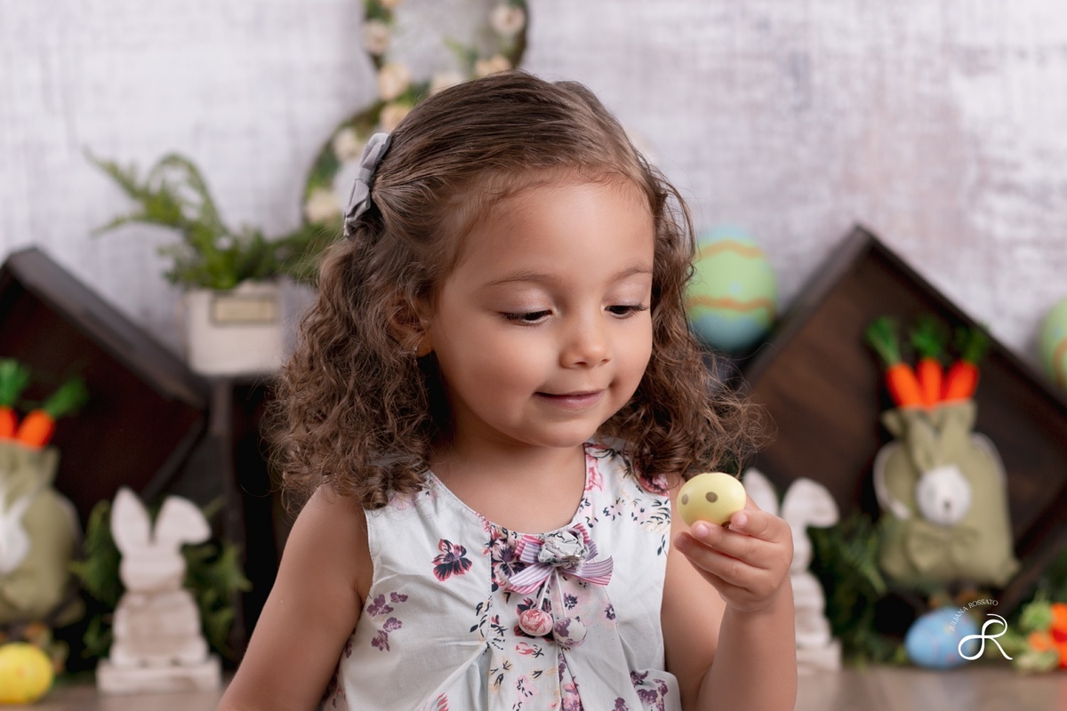 Juliana Rossato Fotografia, São Paulo, Mini ensaio de páscoa, páscoa 2023, Ensaio de páscoa, Ensaio infantil, estúdio fotográfico, interlagos, vila mascote, santo amaro, fotógrafa sp, fotógrafo sp, zona sul, pascoa, mini ensaio, jardim umuarama, pascoa