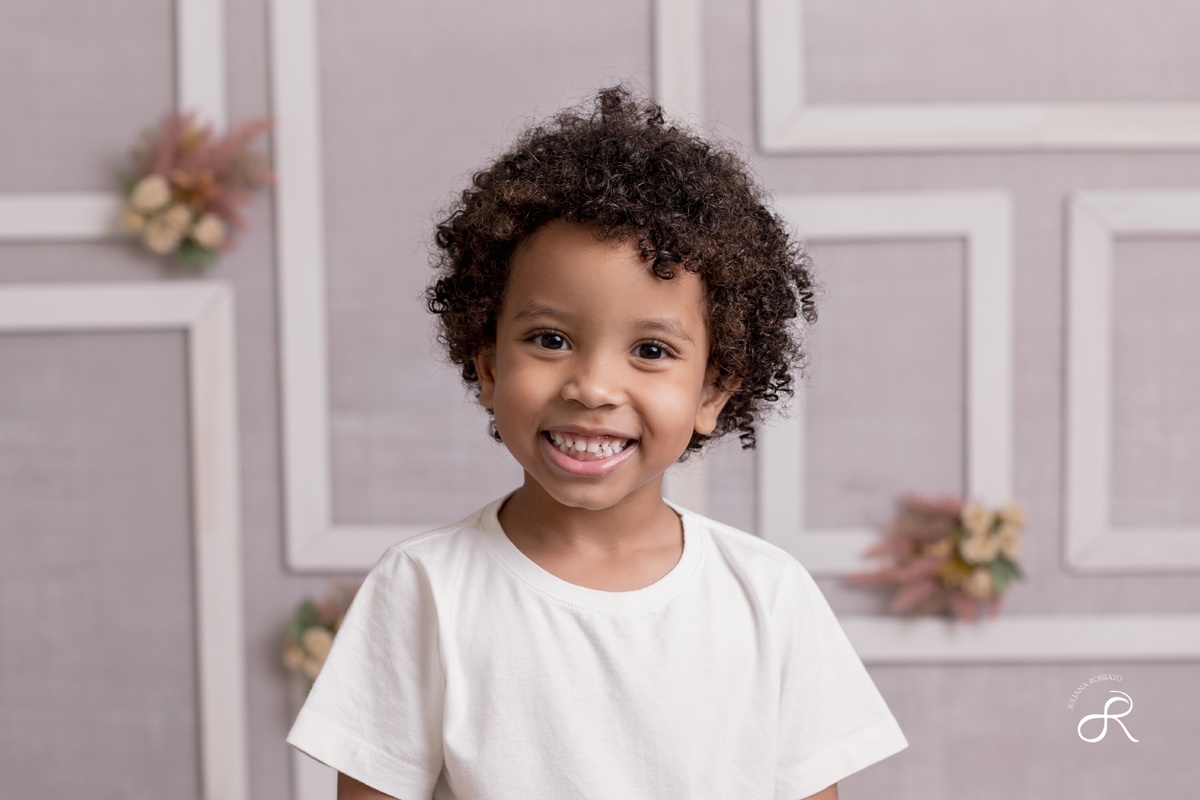 Juliana Rossato Fotografia, São Paulo, Mini ensaio de Dia das mãe, mães 2023, dia das mães, Ensaio filho filhos, estúdio fotográfico, interlagos, vila mascote, santo amaro, fotógrafa sp, fotógrafo sp, zona sul, pascoa, mini ensaio, jardim umuarama, mamães